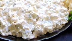 Idealna uz meso: Salata od karfiola