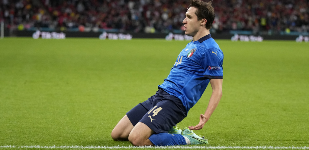 LIVERPUL SPREMIO NOVOGODIŠNJU BOMBU! Junak Italije i Juventusov odbačeni sin stiže na "Enfild"?