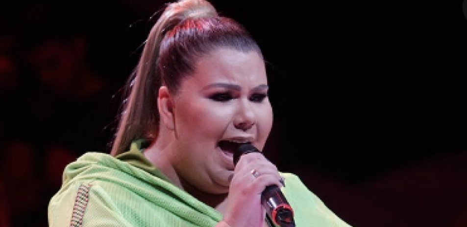 NAŠA PEVAČICA SMRŠALA ČAK 100 KILOGRAMA Danas je niko ne bi prepoznao, a njen novi izgled ostavlja bez daha! Evo i kako je uspela da skine kilograme (FOTO)