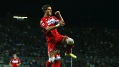 VLAHOVIĆ POTPISUJE! Poznato je koliko će Srbin zarađivati, a kad čujete kolika je otkupna klauzula zavrteće vam se u glavi!