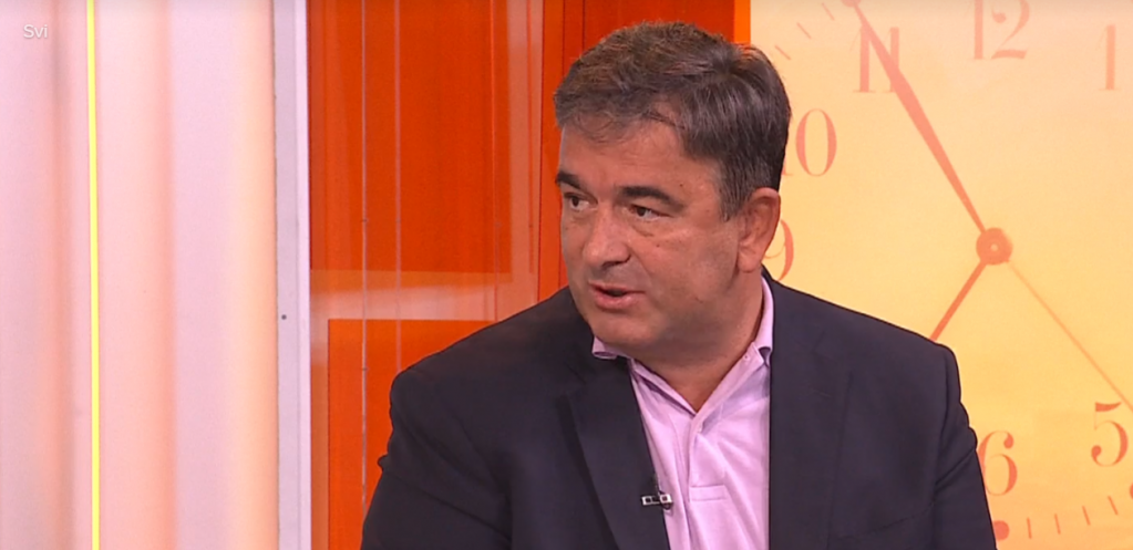 MEDOJEVIĆ SAOPŠTIO LOŠE VESTI ZA CRNU GORU Nove odluke za nove probleme