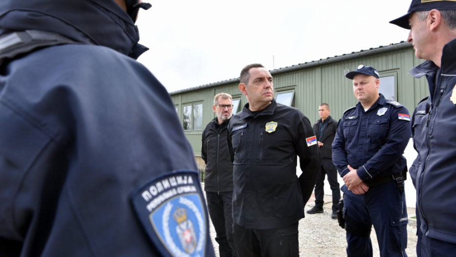 KAO DA SU U ZEMLJU PROPALI Ministar Vulin o nestanku porodice iz Aleksinca