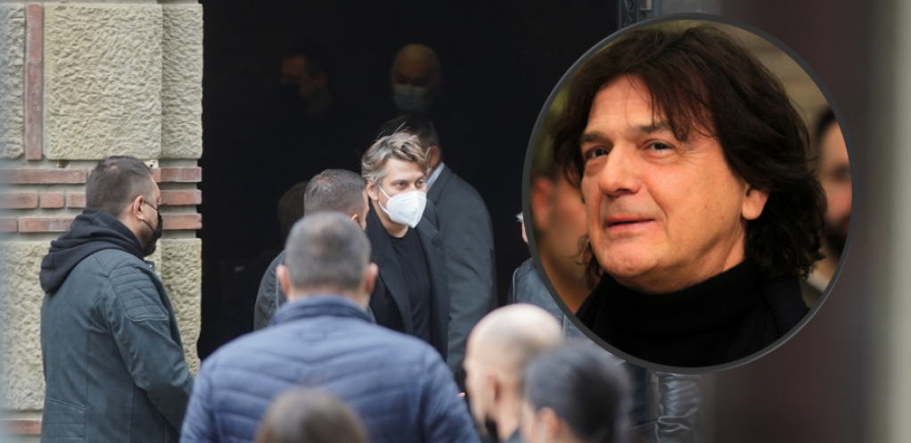ZDRAVKO SE DIRLJIVIM  GESTOM OPROSTIO OD MARINE  Poslao venac cveća i uputio emotivnu poruku saradnici