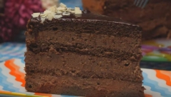 BOŽANSTVENA NUGAT TORTA: Raskošna, bogata poslastica, dostojna kraljeva