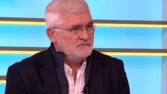 DOKTOR TARABAR OTKRIVA: Voda i hleb uništavaju creva, evo kad pomaže aktivni ugalj, a kad probiotik