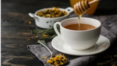 PRONAĐITE LEK IZ PRIRODE I SPREČITE JAČU UPALU GRLA Med i mleko su spas za to