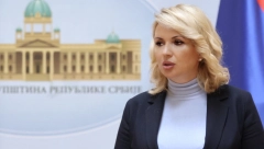 ĆERKA DARIJE KISIĆ JE PRAVA LEPOTICA Zbog onoga što je uradila, mnogi joj aplaudiraju! Majka ponosna