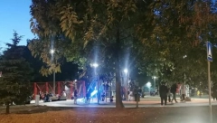VESIĆ PORUČIO KRITIČARIMA Budite i vi "u kampanji", napravite deci parkove