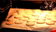 Najbolja domaća grickalica: Recept za krekere sa sirom