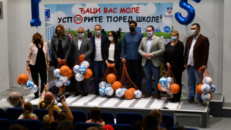 Počeo 15. ciklus akcije "Đaci vas mole, usporite pored škole"