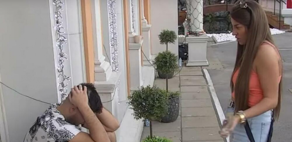 RAZVOD BRAKA NA POMOLU?! Dalila i Dejan u žestokom klinču, zamerila mu najgoru moguću stvar i postavila ozbiljan ultimatum!
