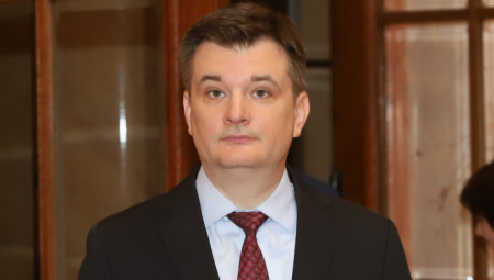 JOVANOV SAOPŠTIO Danas Srbija svedoči histeriji male ekstremne grupe ljudi