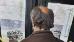 SLIKAO DECU U AUTOBUSU Sumnjivo lice među putnicima: Sugrađani preduzeli AKCIJU! (FOTO)