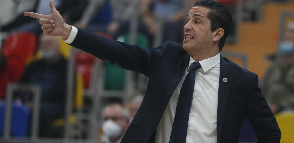 ZVEZDA JE OPASAN PROTIVNIK! Trener Makabija pred susret sa crveno-belima: Spremili smo se za njihove slabe tačke!