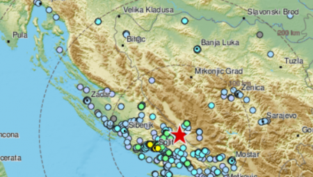 CEO SPLIT SE TRESAO Jak zemljotres pogodio Dalmaciju