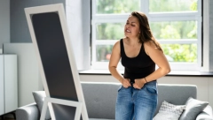 MALO STE SE UGOJILI I NE MOŽETE DA UĐETE U FARMERKE Pogledajte trik kako da proširite vaš džins