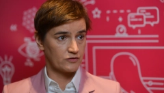 PREMIJERKA RAZVALILA TZV. ISTRAŽIVAČKE NOVINARE Zanimljivije vam je šta je Mali imao tokom bavljenja politikom, a ćutite o tome da je Đilas od iste postao multimilioner?!