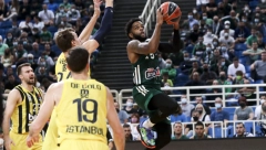 ČUDO U ATINI Nedović junak, Fener ispustio nemoguće u poslednjih 40 sekundi (VIDEO)