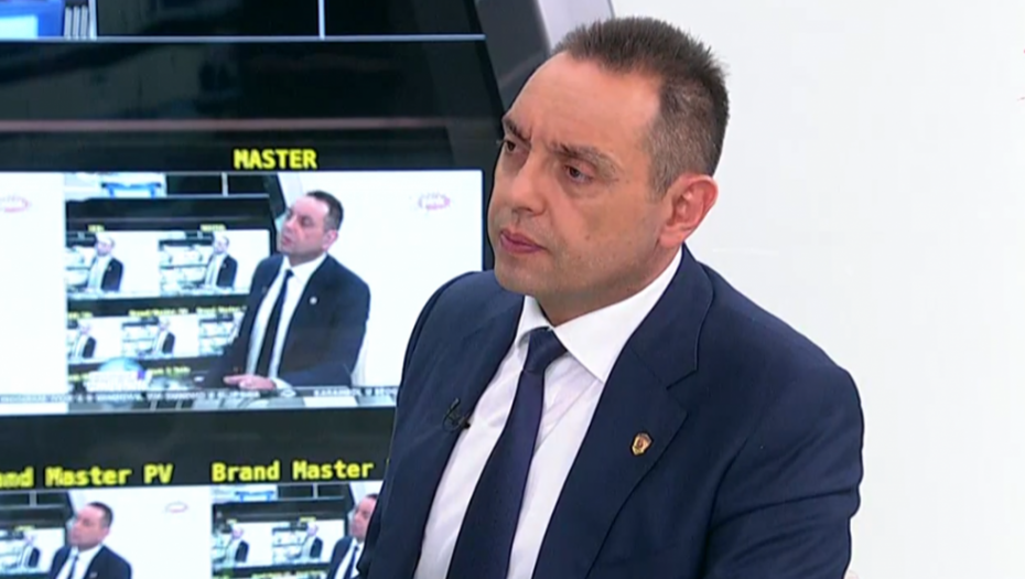 HTELI SU DA KOMPROMITUJU VUČIĆA I PORODICU Vulin: Delovi MUP-a bili spremni da učestvuju u radnjama nespojivim za policajce