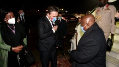 PREDSEDNIK GANE STIGAO U SRBIJU Dočekan uz sve državne počasti