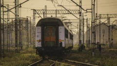 DRAMA U ŽELEZNIKU Tinejdžera udarila struja dok je preskakao vagone