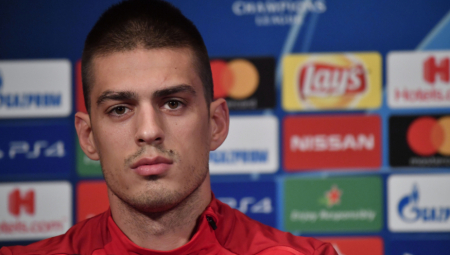 REČI KOJE SU UZBURKALE REGION! Oglasio se Savić posle skandala sa jaknom OVK, Šaćiriju neće biti dobro: Stavim te na cuclu (FOTO)