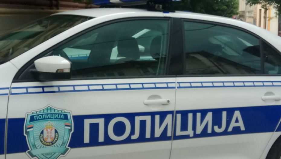 UŽASAN DOGAĐAJ U LAZAREVCU, PRETUKLA STAROG OCA Ćerka ga udarala pesnicama i šutirala