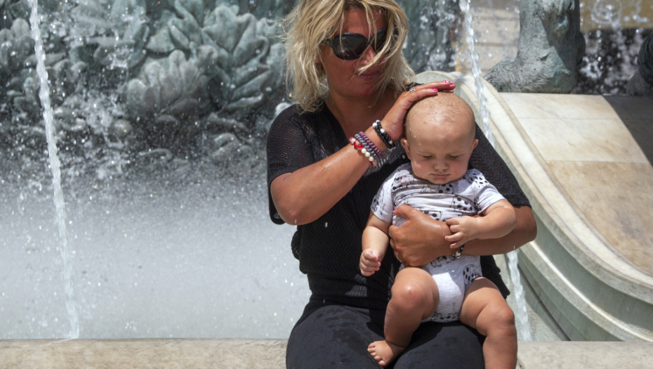 USVOJILI BEBU IZ DRUGE ZEMLJE Kad je 7 godina kasnije saznala pravu istinu, svet joj se srušio