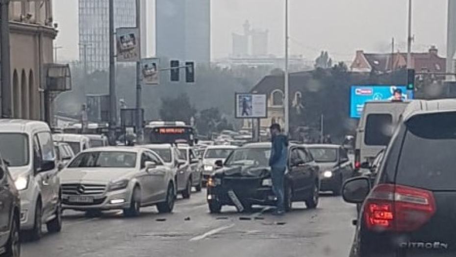 UDES U BRANKOVOJ ULICI Saobraćaj usporen u ovom delu grada!(FOTO)