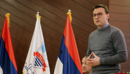 NIJE SLUČAJNO BAŠ NA BADNJI DAN "Pretresanje kuća je nova pretnja Srbima"
