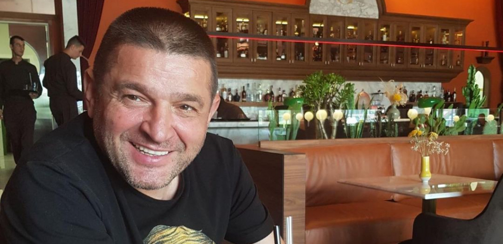 ŽIVOTNA PRIČA PEVAČA KOJI JE SA 7 GODINA OSTAO BEZ BUBREGA  Ispovest Baje Malog Knindže nikog ne ostavlja ravnodušnim