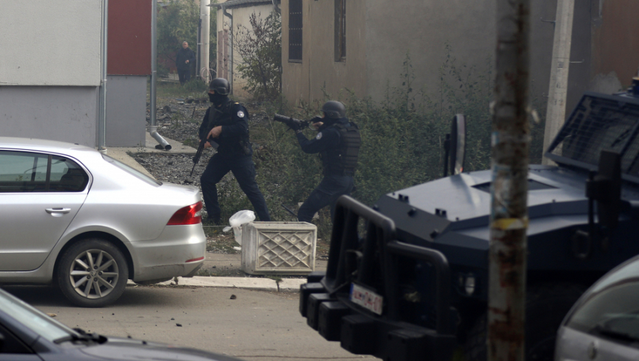 LAŽNA UZBUNA LAŽNE DRŽAVE, ZOVU AMERIKU U POMOĆ Srbija i Rusija stvaraju "srpski svet" i dovode region u haos!