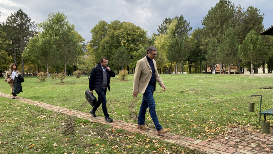 KRIZA NA KOSOVU I METOHIJI Vučić na odlučujućem sastanku, vojska spremna, oglasio se NATO (FOTO/VIDEO)