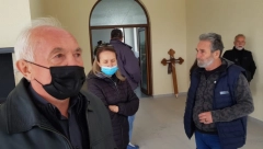 VERICA PRETRPELA ŠOK OD SUZAVCA KOJI JE ROSU BACIO Oglasio se i njen muž: Ništa nismo videli od dima, moja žena nije izdržala (VIDEO)