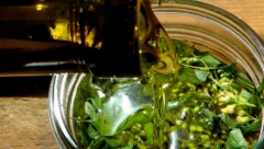 UJUTRO POPIJTE GUTLJAJ OVOG NAPITKA Creva će vam raditi kao sat i zaboravićete na loše varenje