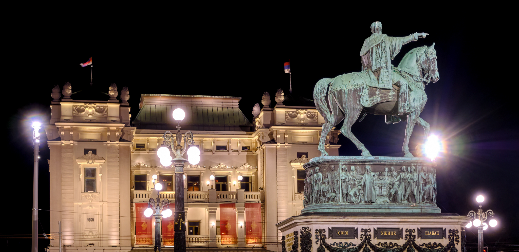 OVO JE TRENUTNO NAJSKUPLJI STAN NA OGLASIMA Gleda na Trg republike, ima 465 kvadrata, a cena je vrtoglava