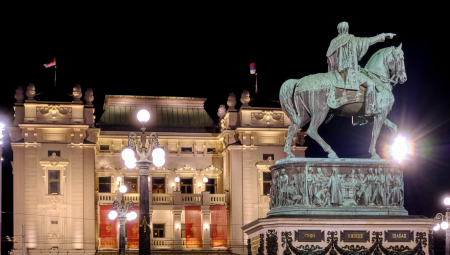 OVO JE TRENUTNO NAJSKUPLJI STAN NA OGLASIMA Gleda na Trg republike, ima 465 kvadrata, a cena je vrtoglava