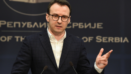 PALA MUVA NA MEDVEDA Petković: Vučić pogodio u metu kada je govorio o prištinskim političarima