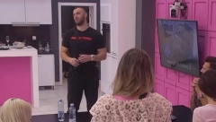 NA KORAK DO RASKIDA ZBOG SANDRE! Mensur doživeo pomračenje, Milica udarila nikad jaču kontru i pokazala stav koji je dugo krila!