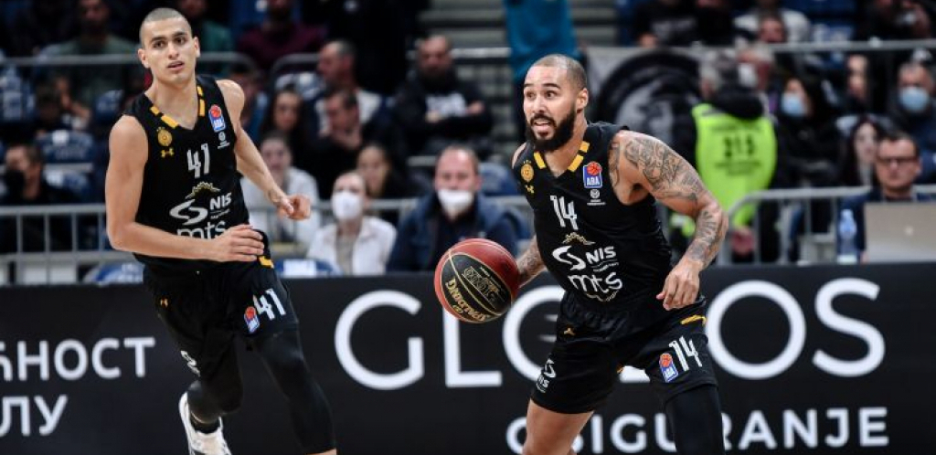 PARTIZAN SE ODMAH OGLASIO Evo u kakvom je stanju Dalas Mur nakon saobraćajke