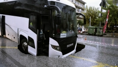 RUPA PROGUTALA AUTOBUS Obilne kiše izazvale velike probleme u Solunu (FOTO)