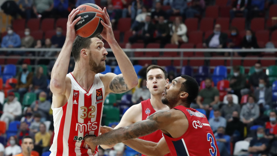 HRABRA ZVEZDA POKLEKLA U ZAVRŠNICI! CSKA upisao pobedu na domećem terenu u pravom košarkaškom ratu!