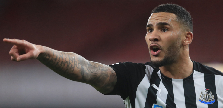 KAPITEN CRNO-BELIH SE NAJEŽIO Kada sam čuo ženski glas otišao sam u drugu sobu