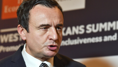 KURTI IDE PROTIV USTAVNOG SUDA Na sve načine će pokušati da odloži odluku o vraćanju imovine manastiru Visoki Dečani