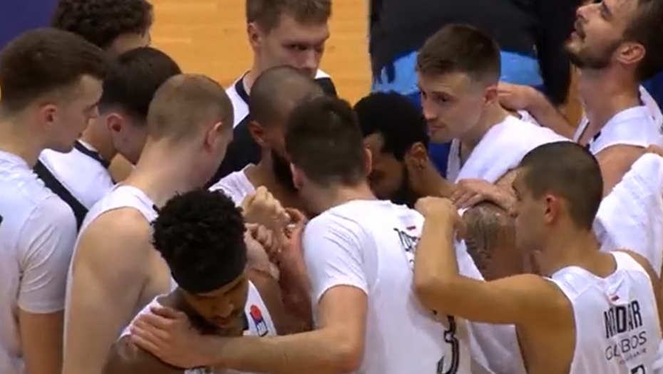 NEVEROVATNE SCENE U ZAGREBU! Navijači Cibone posle poraza od Partizana iznenadili ceo region! (VIDEO)