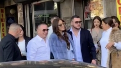 ĐANI SPREMA FEŠTU ZA SVADBU SINA MILOŠA Biće 500 zvanica, a ovom pevaču su sve oprostili i biće glavni gost!