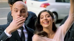 OŽENIO SE MLADI GLUMAC Njegova poznata sestra otkrila šta misli o mladi!