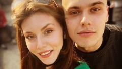 OVO JE NAJSTARIJA SESTRA MIODRAGA DRAGIČEVIĆA: Tamara i on su glumci, a evo kako izgleda Marija koja je pravila lom na njegovoj svadbi