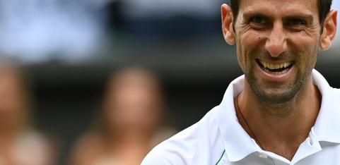 NIJE MOGAO DA VERUJE! Nole u Parizu dobio poklon koji ga je oduševio! (FOTO)