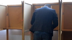 IZBORI SE BLIŽE Šta predviđa danas potpisan dokument o izbornim uslovima?